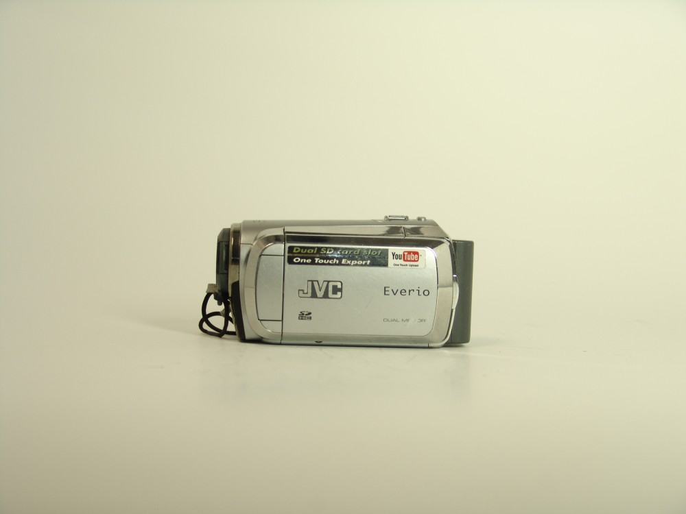JVC Everio MS95